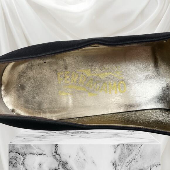 Ferragamo Black Silk Satin Pumps Heels Evening Shoes Italy Vintage 80s 9 B Women - Picture 9 of 16